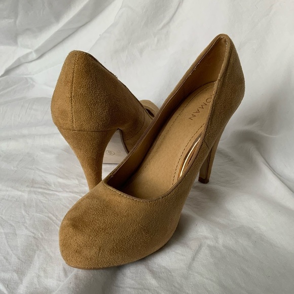 Roman UK Brand Like New Suede Bridge Heels 8.5 size - Picture 7 of 12